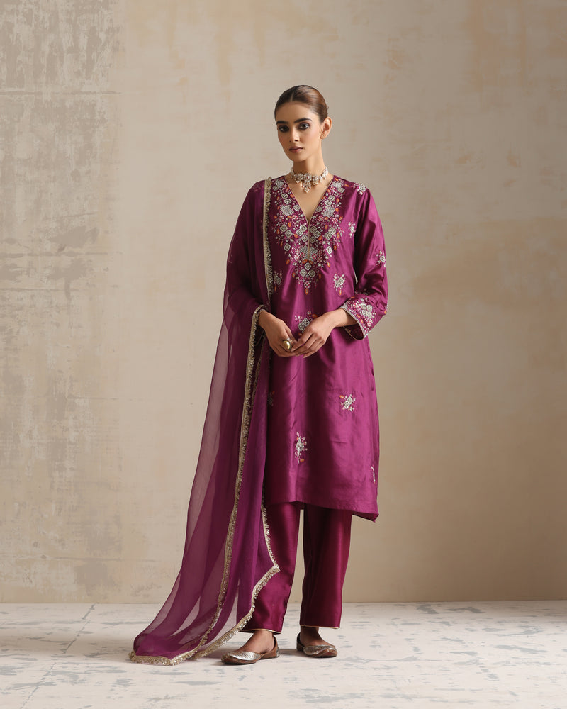 AUBERGINE ADYA KURTA SET