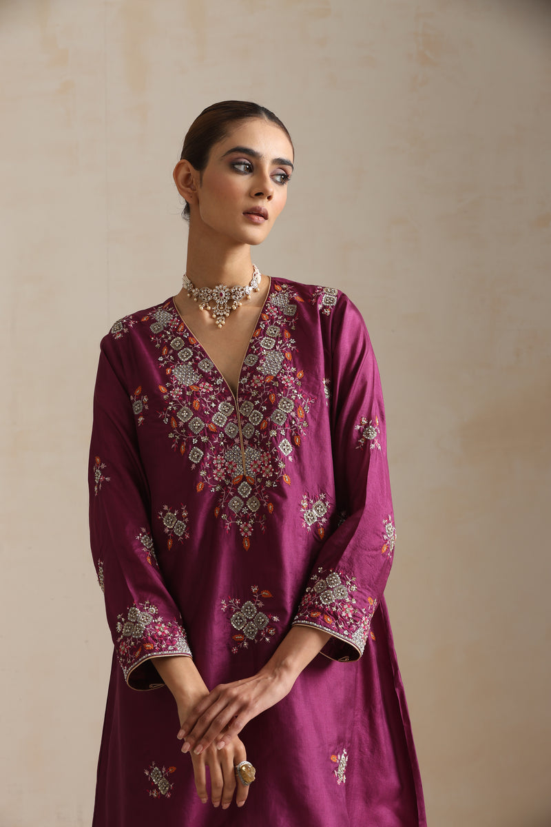 AUBERGINE ADYA KURTA SET