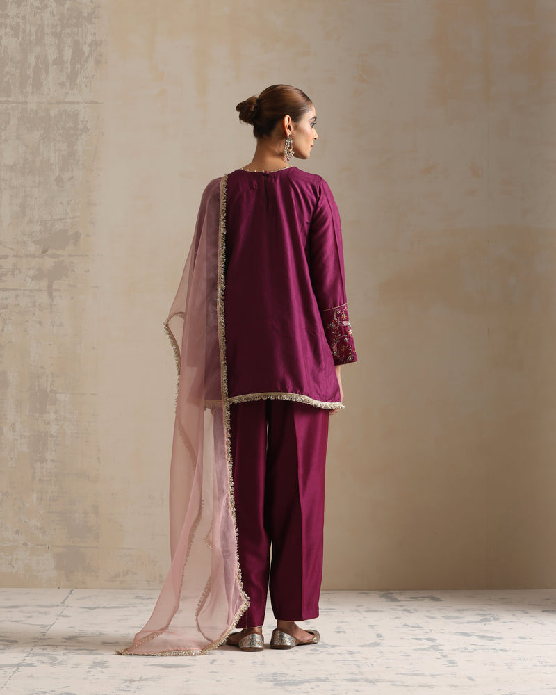 AUBERGINE NYRA KURTA SET