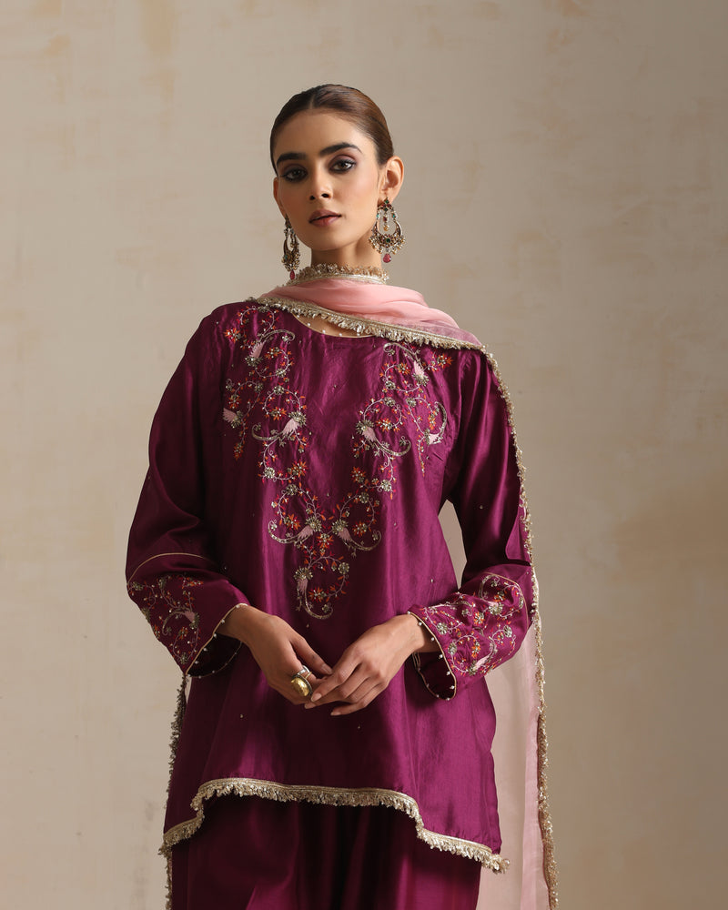 AUBERGINE NYRA KURTA SET