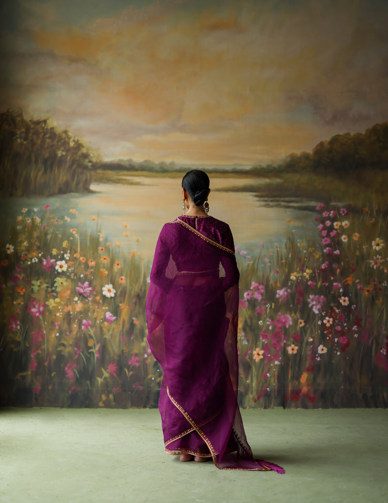 AUBERGINE NILAYA SAREE SET