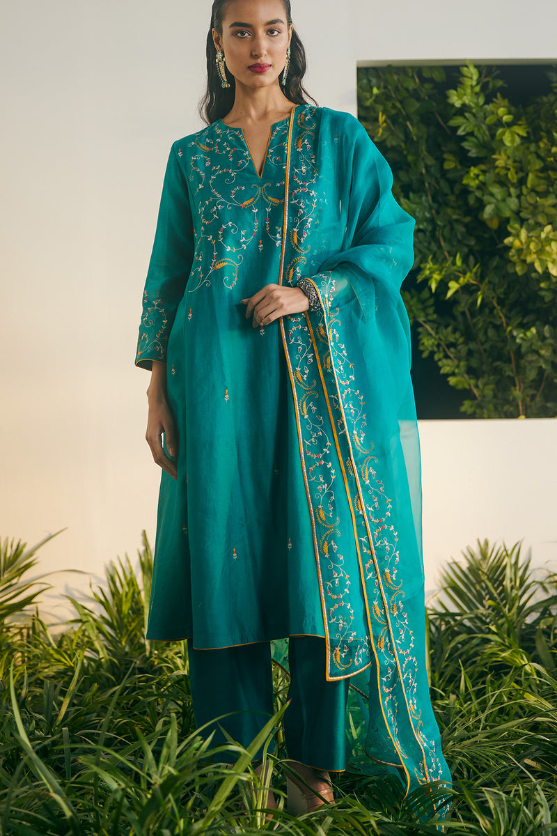 Aarohi Kurta Set