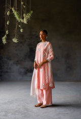 Gulabi Saveri Kurta Set